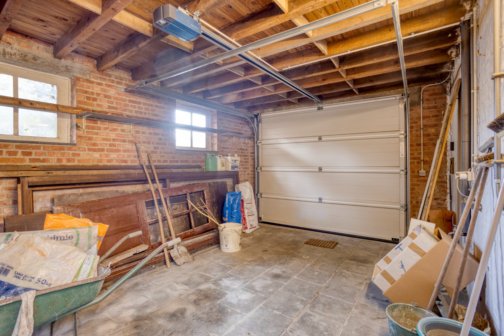 Charmante open bebouwing met 3 slaapkamers, tuin, terras en garage in Kessel-Lo! – EPC 562 kWh/m² - bewoonbare opp. 154 m² 