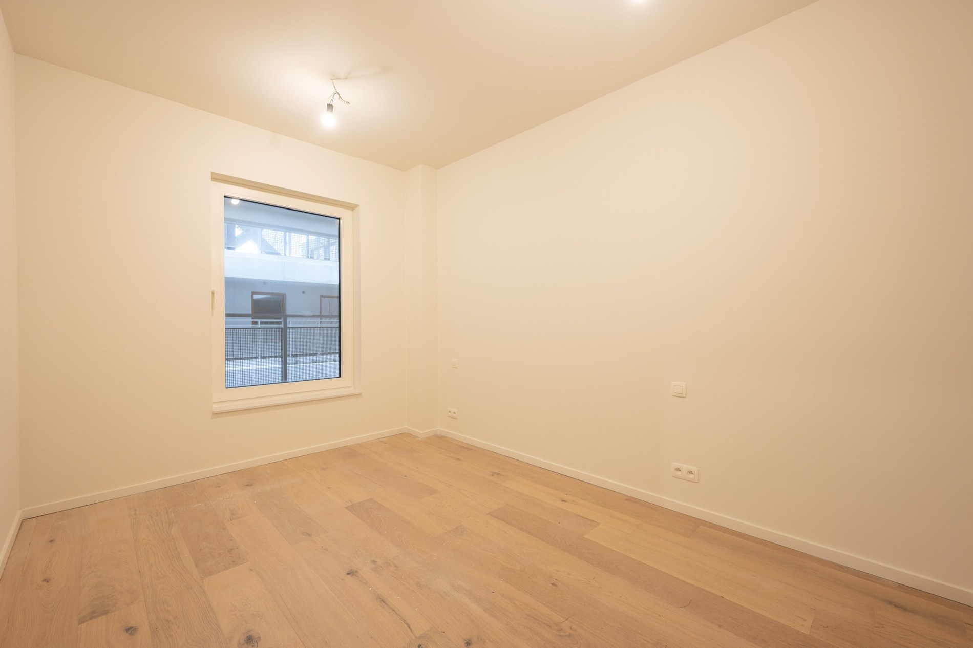 Appartement de 2 pièces situé au centre à la Rés. Hoost: Journée portes ouvertes le dimanche 04/01 (14h à 17h) 