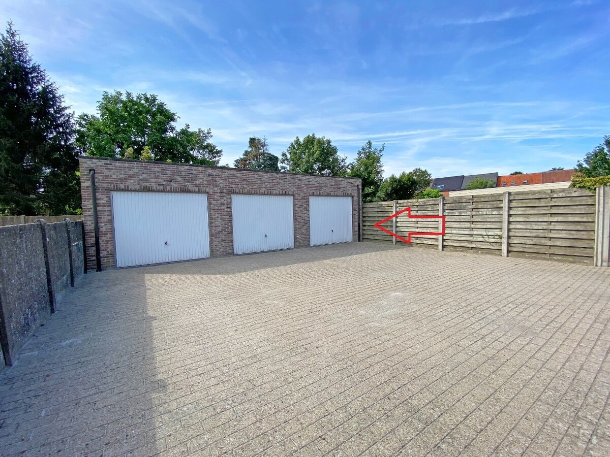 Verhuurd garage - Geel