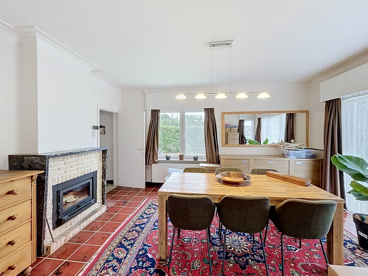 Karaktervolle gerenoveerde woning te Zomergem 