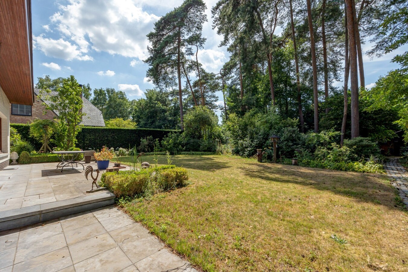 Ruime woning op prachtig perceel van 1.250 m² in ’s Gravenwezel – Zonnebos 