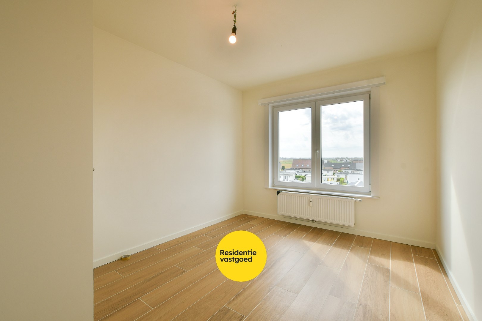 Te huur: prachtig gerenoveerd 2-slaapkamerappartement in centrum De Haan! 