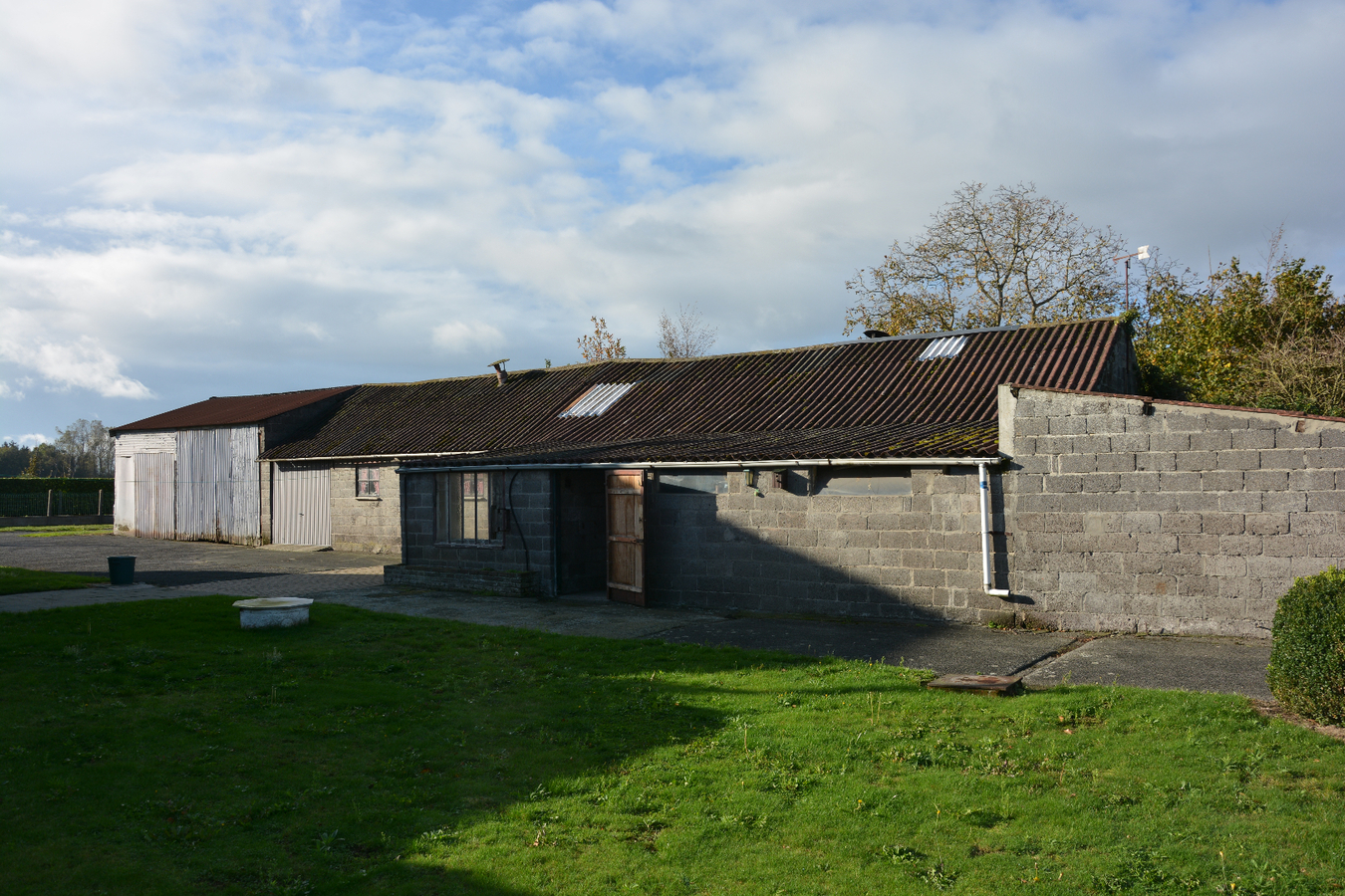 Prachtig gelegen woning met bijgebouw 