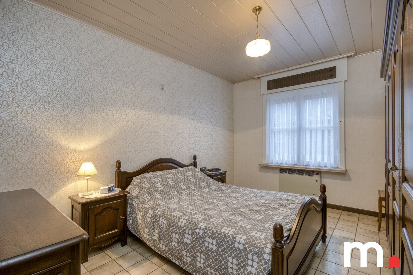 Alleenstaande villa met 6 slaapkamers en zonnige tuin op TOPligging ! 