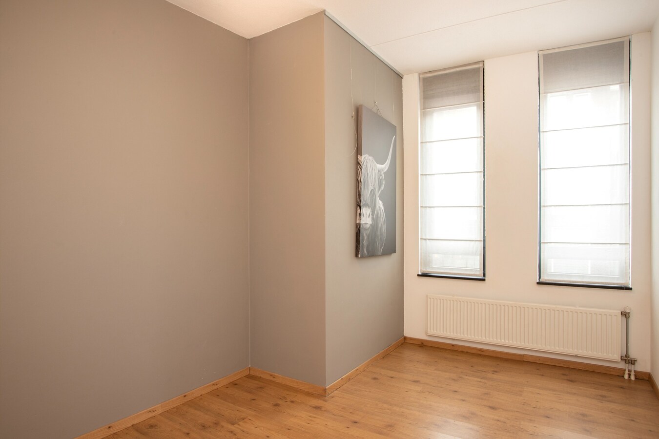 Instapklare geschakelde woning uit 2006 met centrale ligging! 