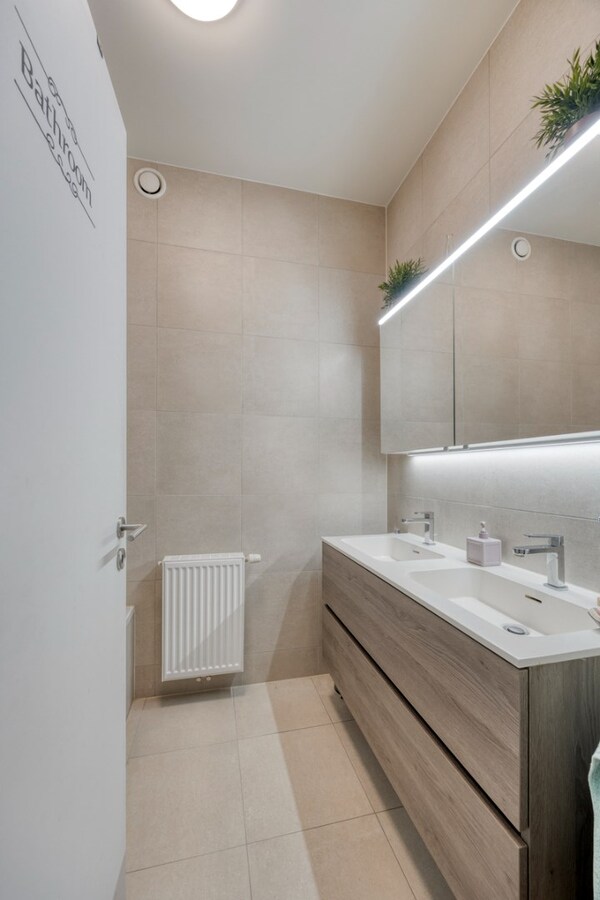 Modern appartement met terras in Evere - label B+ 