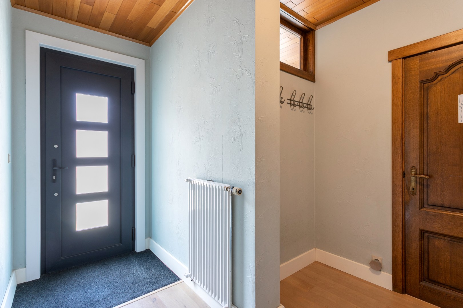 Gerenoveerde 3-gevelwoning met tuin en 4 slaapkamers te Sint-Genesius-Rode 