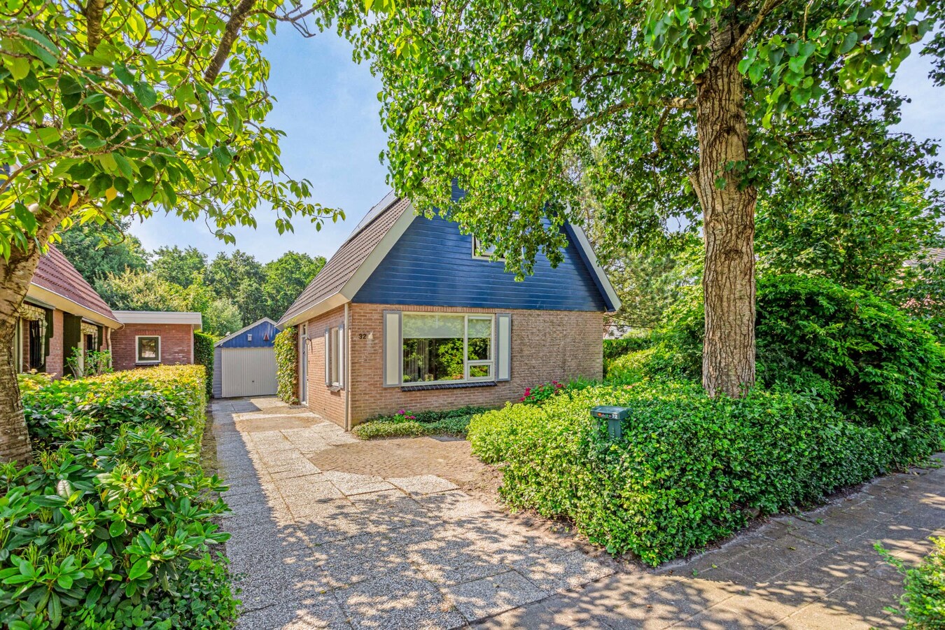 Verkocht eengezinswoning - St.-Jacobiparochie