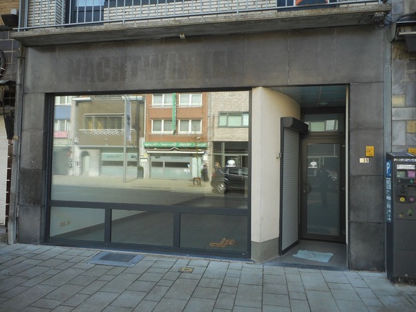 Verhuurd commerciële winkel - Genk