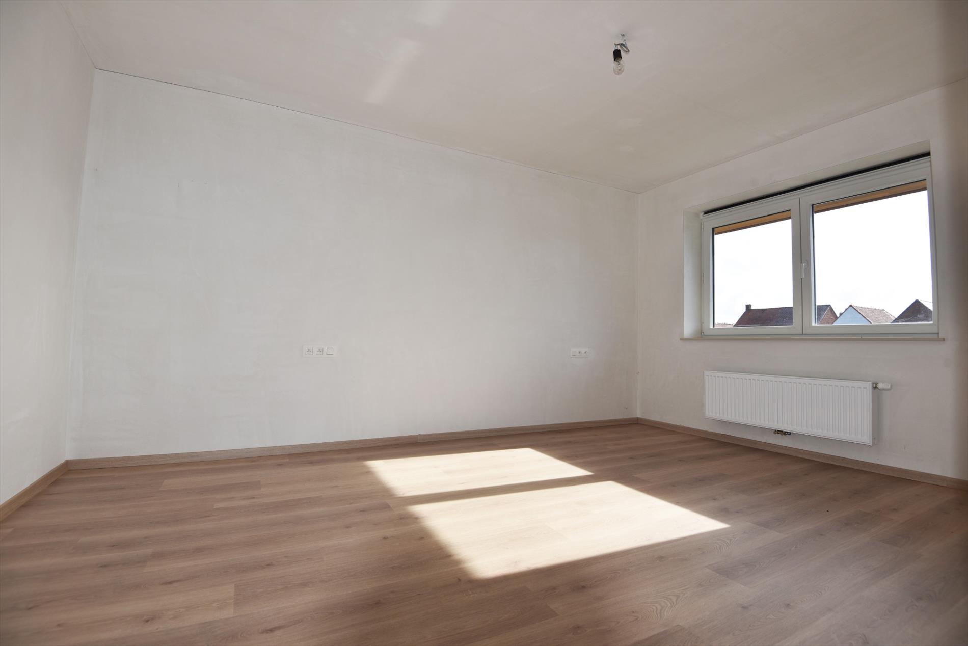 NIEUWBOUW HOB met 3 slpks en tuin te ADEGEM 