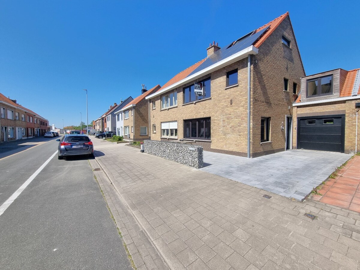 Instapklare gezinswoning te huur in het pittoreske Lissewege 