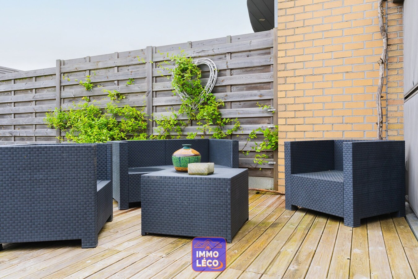 3 façades rénovée avec garage &amp; jardin, COUP DE COEUR ! 