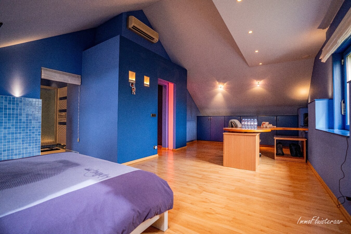 Woning met paardenstallen en loods op ca. 50 are te Rillaar 