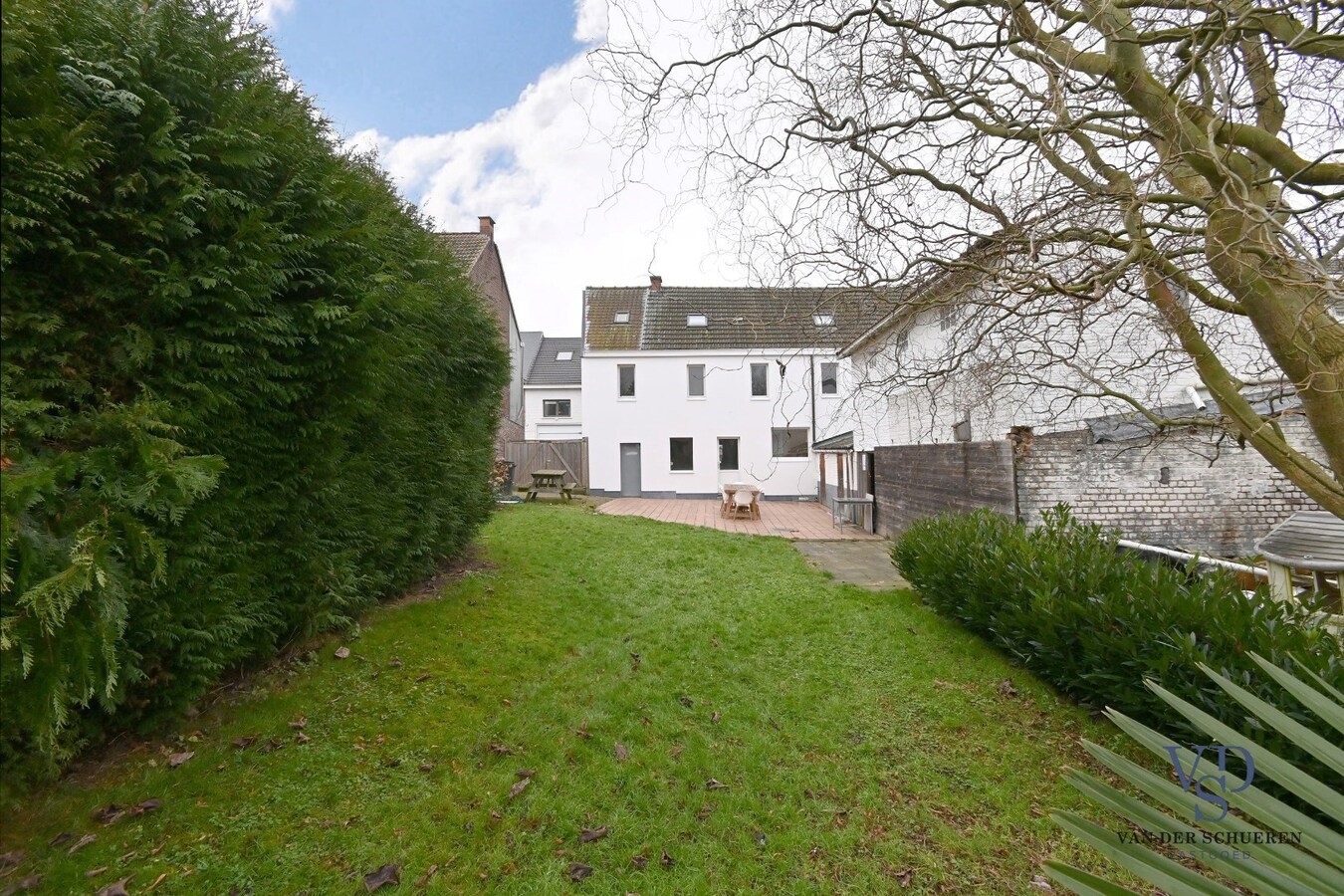 Bijzonder ruime, energiezuinige (EPC label B) gezinswoning 