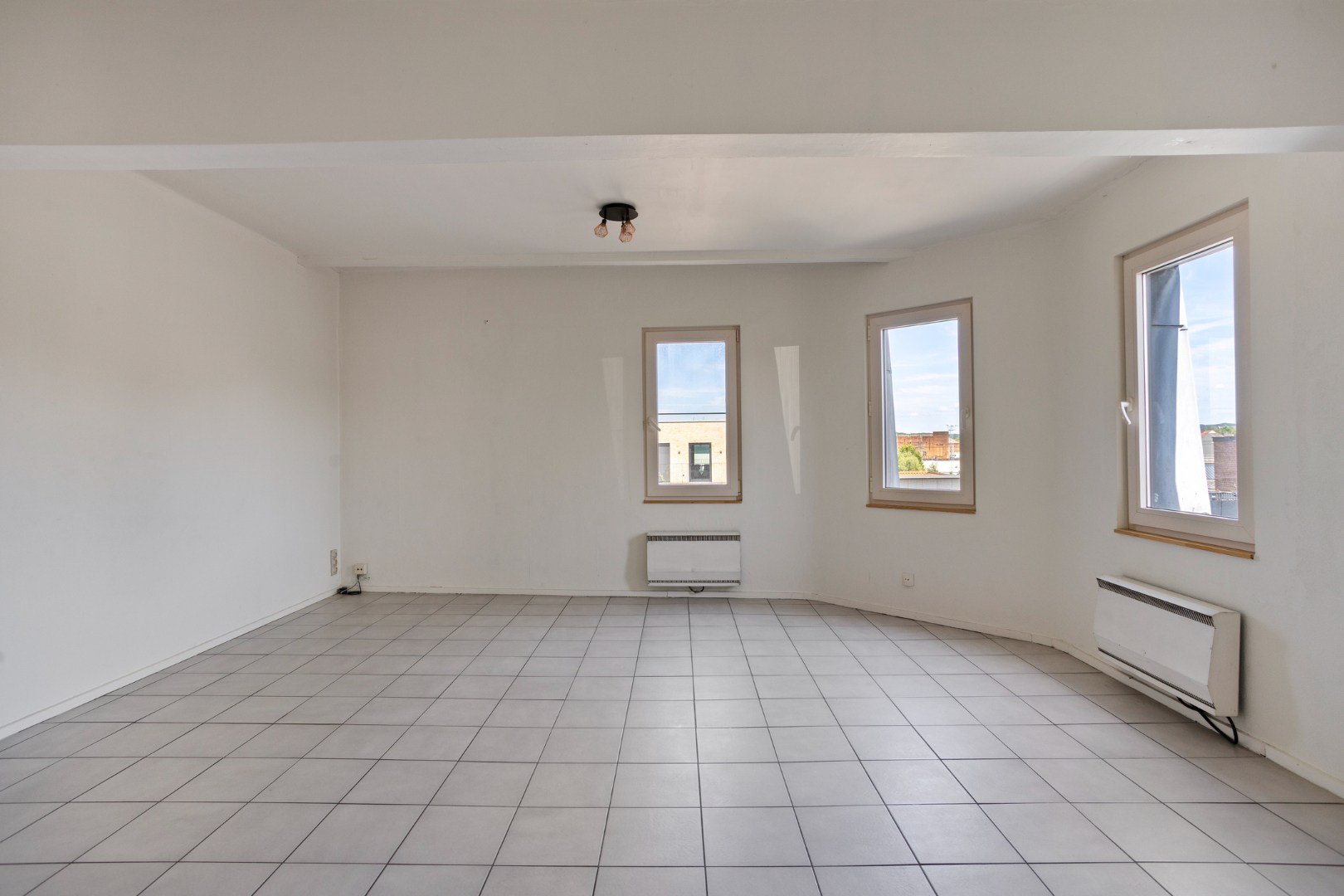 Centraal gelegen appartement met 2 slaapkamers en groot terras in Leuven 