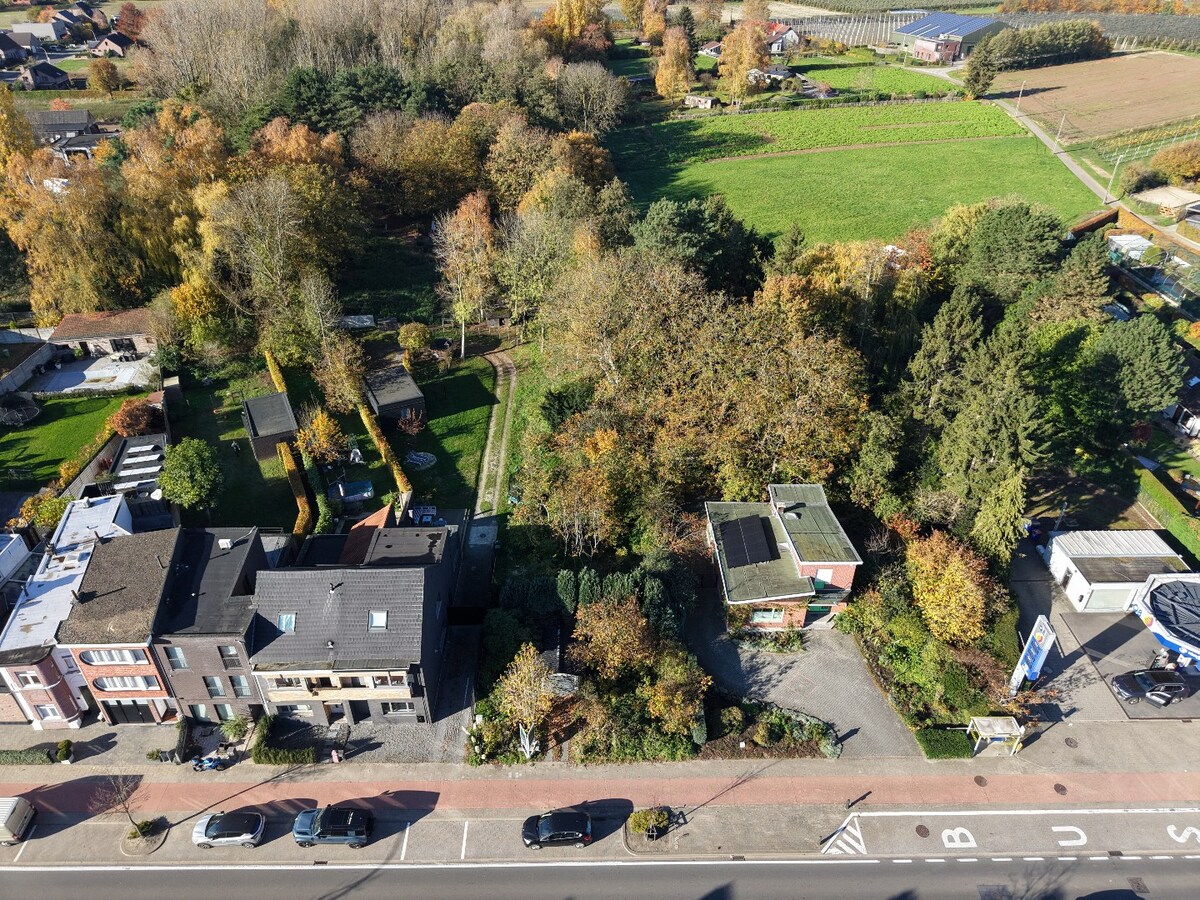 Mooie bouwgrond van 1.126 m² met west-oriëntatie 