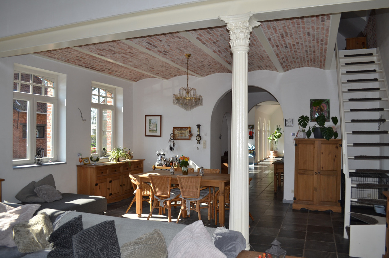 Prachtig landhuis met schuur op ca. 4600M² te Zwijndrecht 