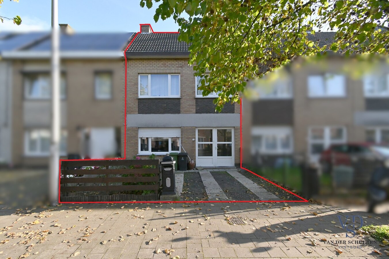 Woning met tuin - te renoveren. 