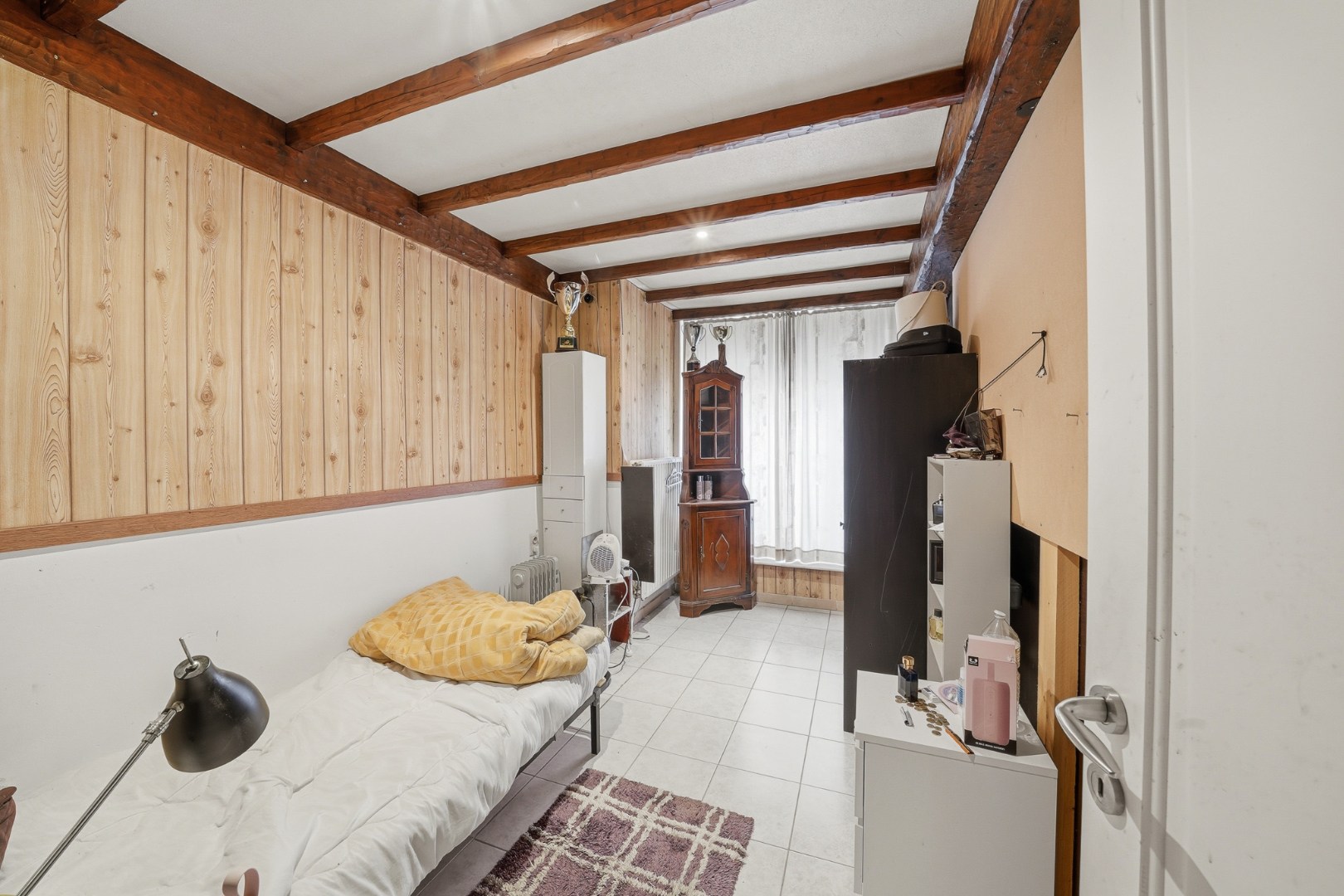Ruime woning met veel mogelijkheden te Oostende 