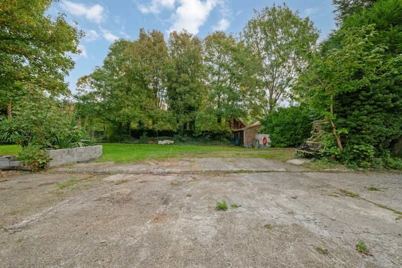 CENTRAAL GELEGEN KMO-GROND 