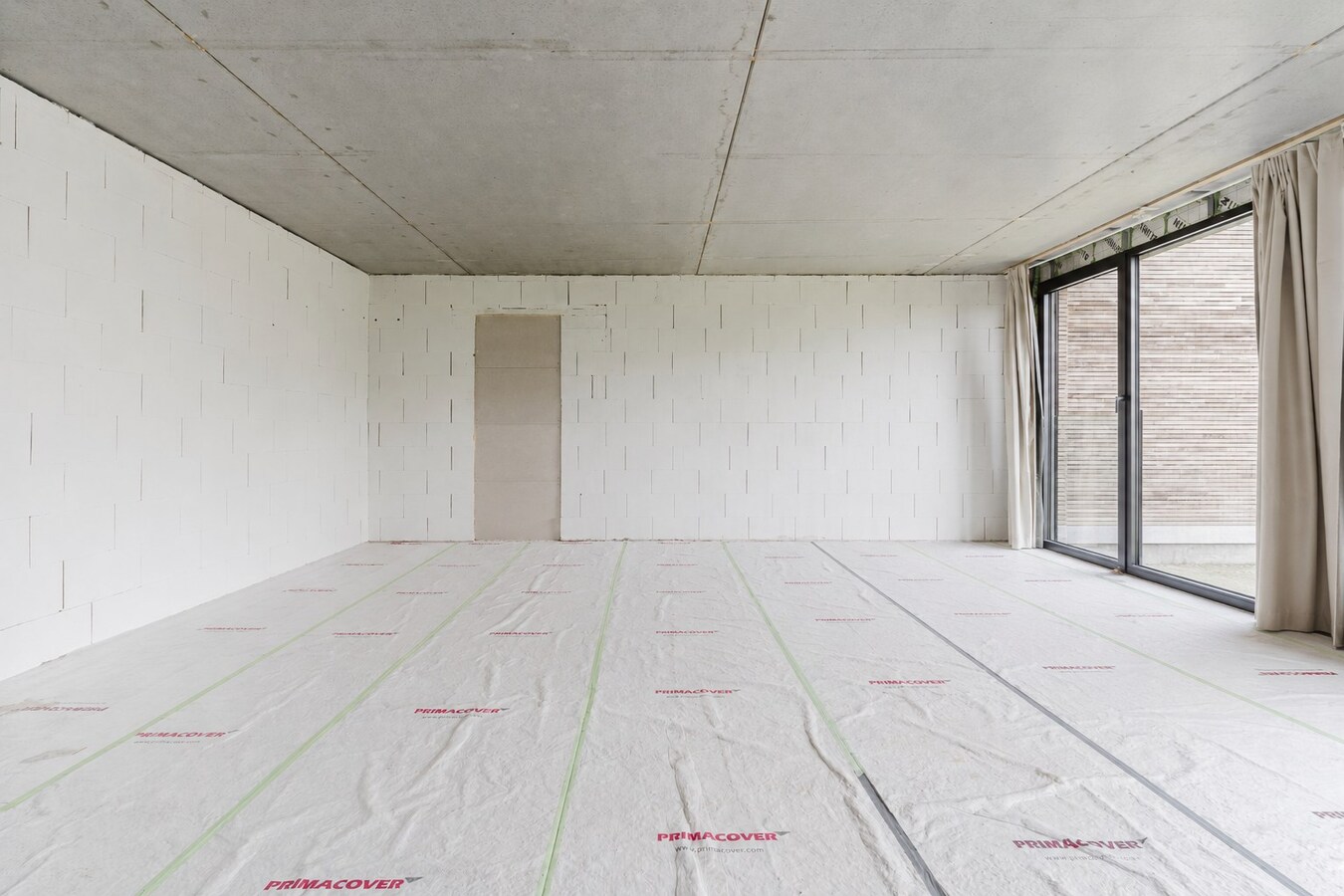 Moderne casco-nieuwbouw in 't groene Dikkelvenne. 