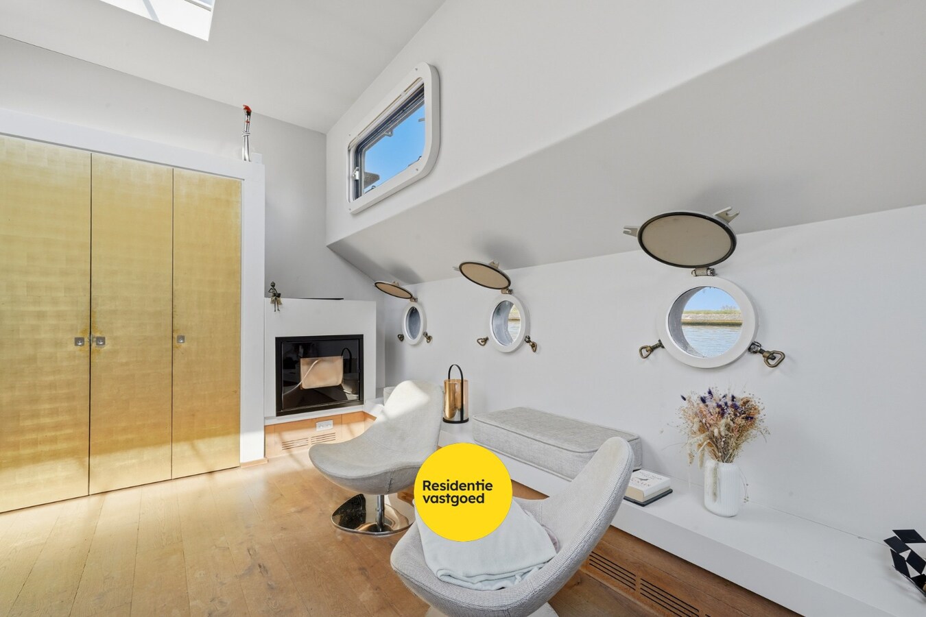 Te koop woonboot - Oudenburg