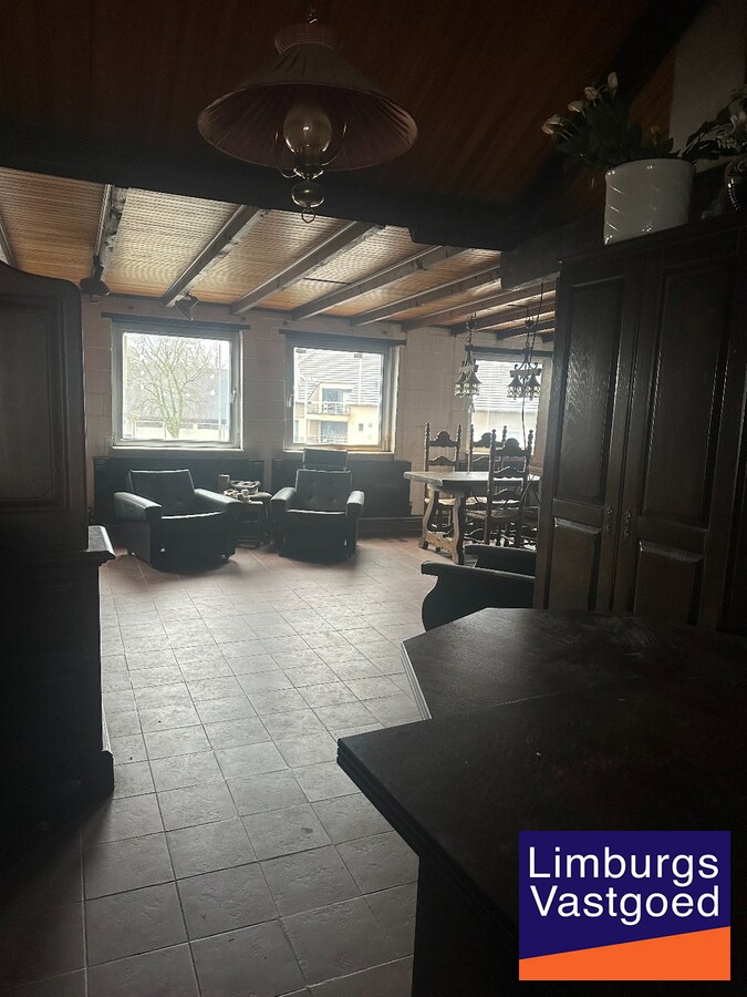 Handelshuis op commerciële ligging in Houthalen-Helchteren 