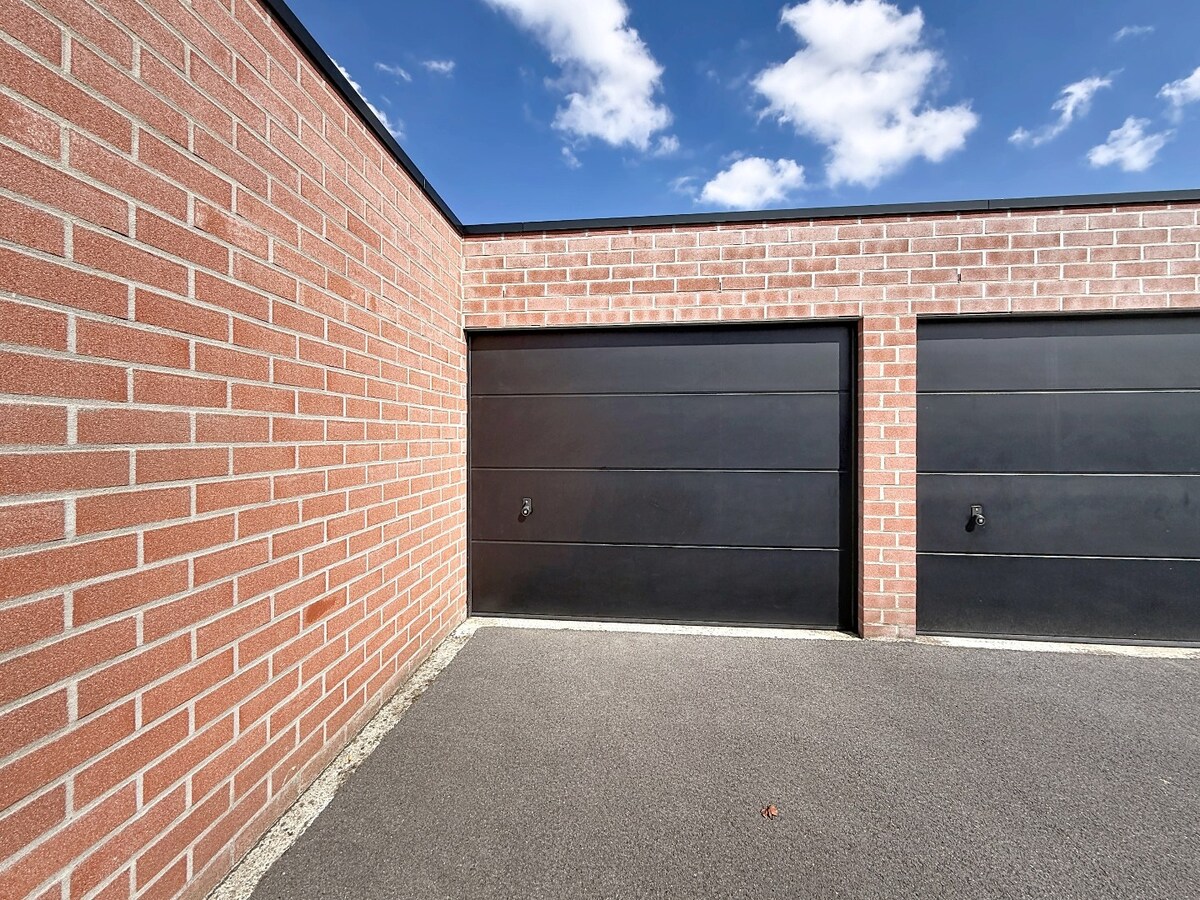 Garagebox te huur in het centrum van Knesselare 