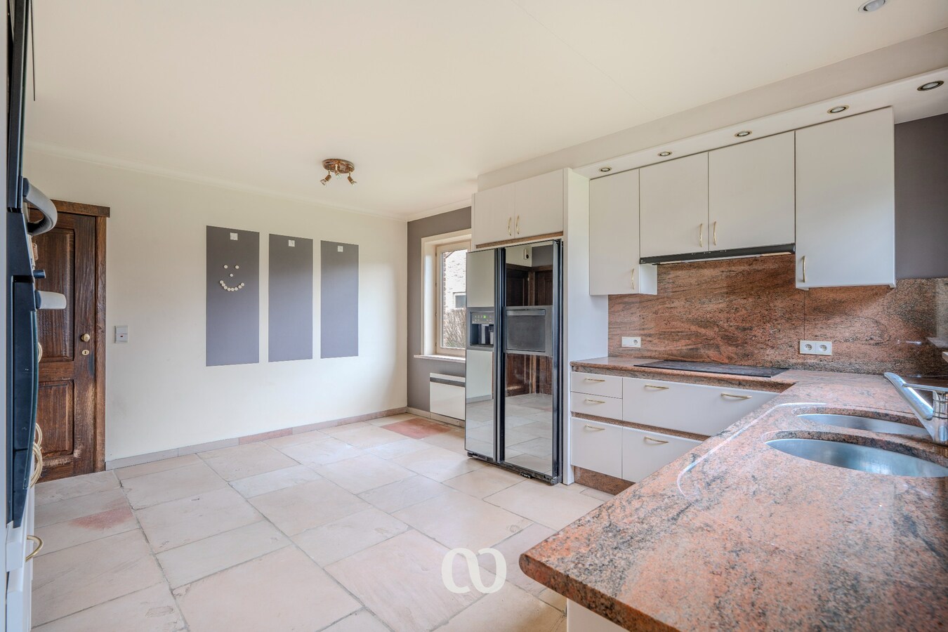 Karaktervolle en ruime woning met 3 slaapkamers en garage nabij het centrum van Oudenaarde 