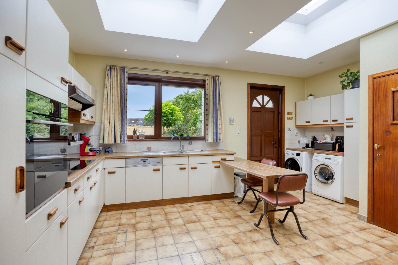 Rustig gelegen woning met 3 slaapkamers, tuin, zolder en kelder in Kessel-Lo! - EPC 220 kWh/m² - bewoonbare opp. 134 m² 