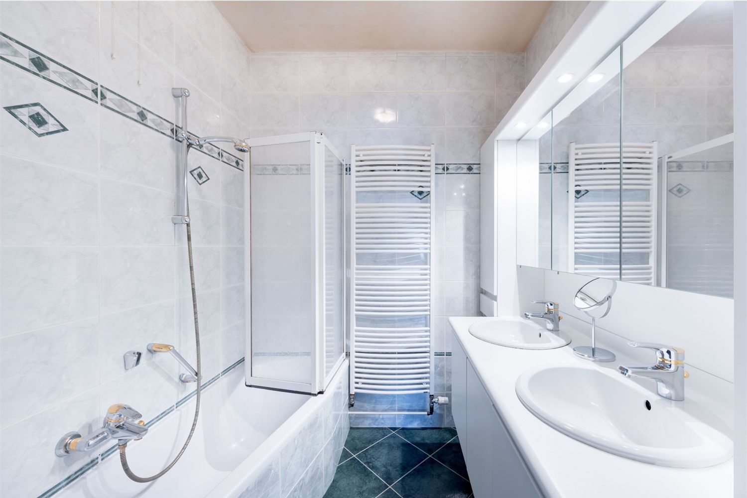 3 Slpk app + privétuin, 1 gar. 