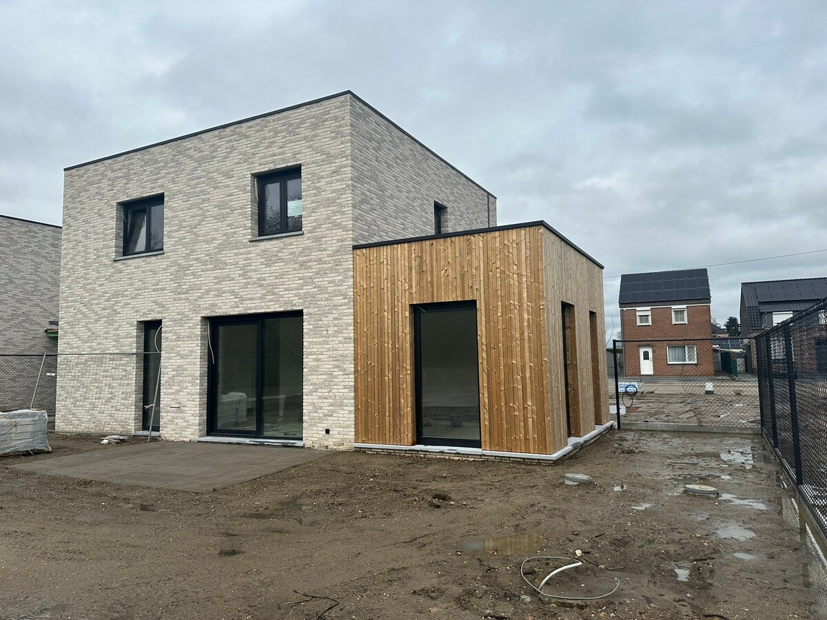 Lichtrijke, eigentijdse nieuwbouwwoningen 