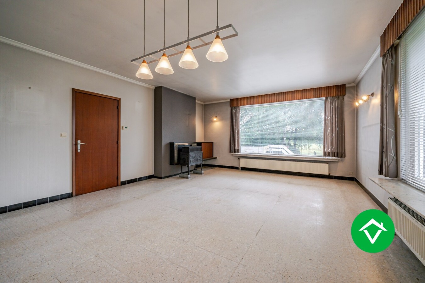 Te koop: Statige woning op goede ligging in Torhout 