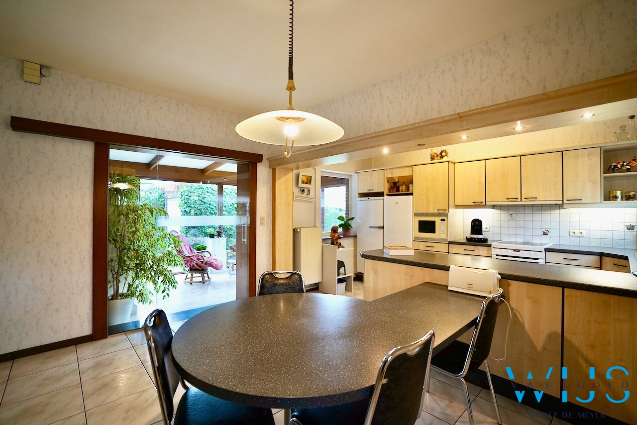 Vrijstaand woonhuis op 528m² te Kluizen ! 