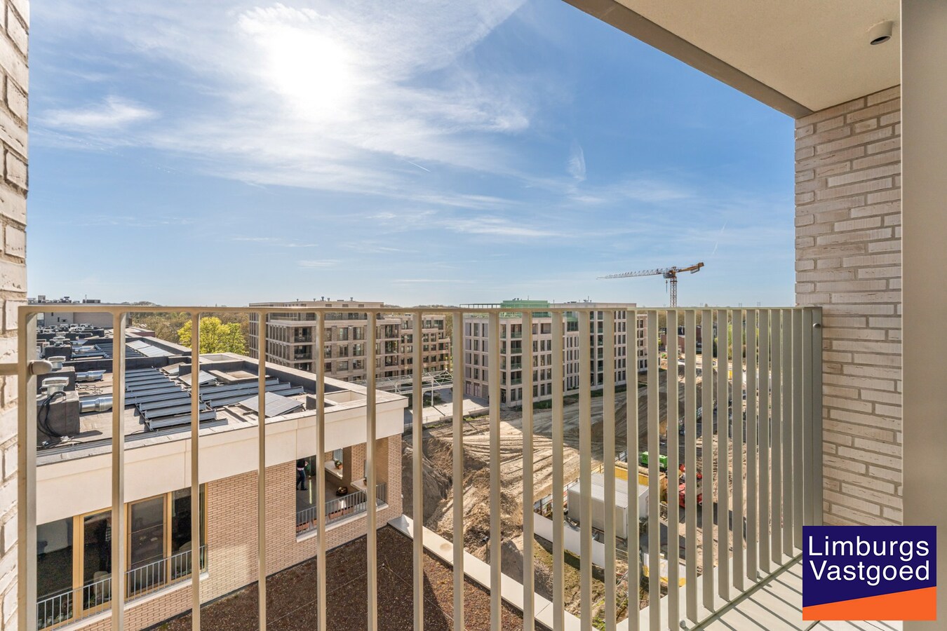 Modern appartement met terras, autostaanplaats + kelderberging 