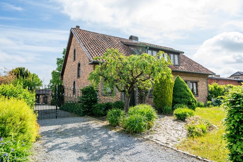 Goed gelegen huis met 3 slaapkamers 