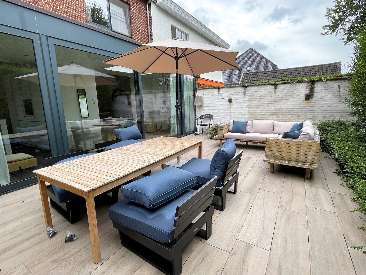 Prachtige ruime woning in zeer rustige omgeving nabij centrum Hasselt 