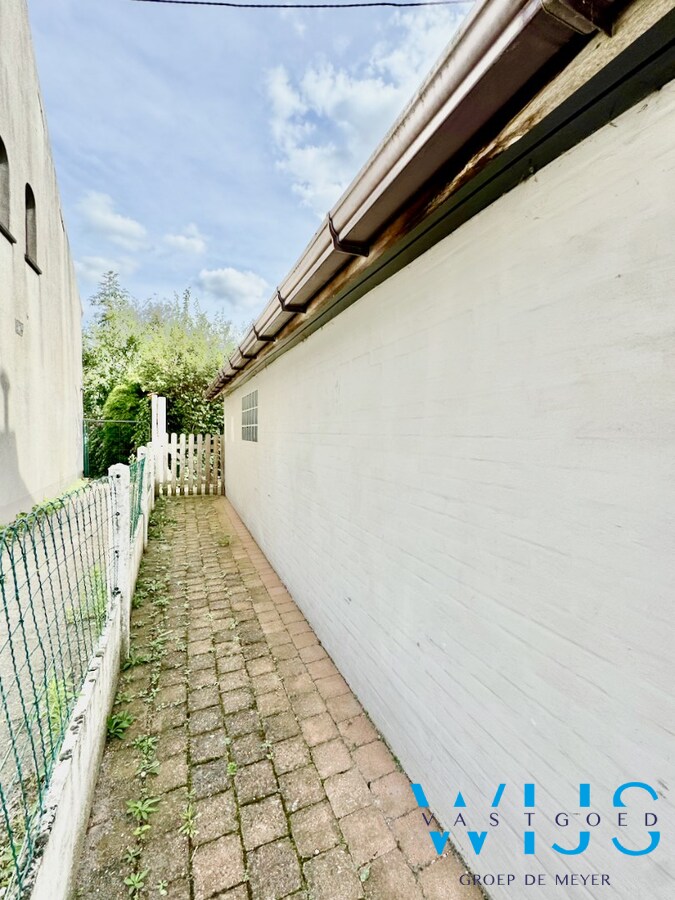 Instapklaar woonhuis op perceel van 450m² te ERTVELDE ! 