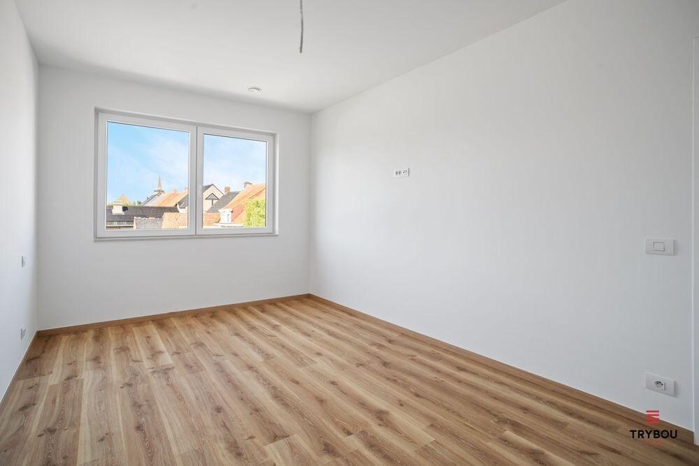 Moderne halfopen nieuwbouwwoning met 3 slaapkamers 