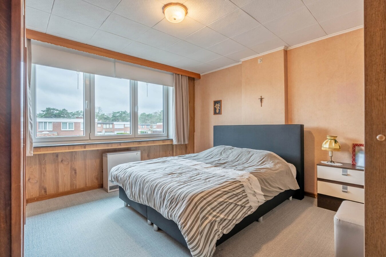 Ruime woning met 4 slaapkamers. 