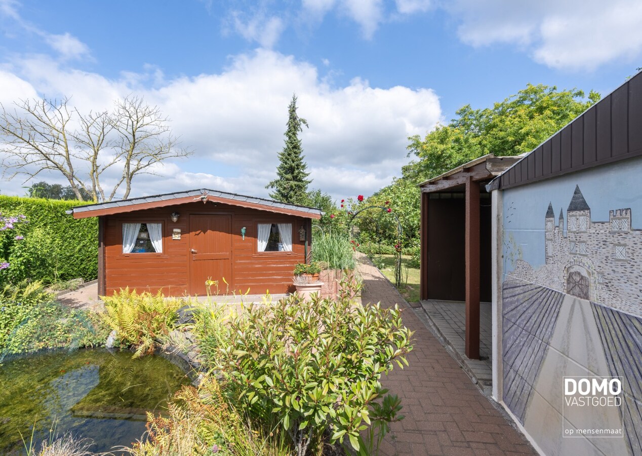 RUSTIG GELEGEN, RUIME WONING MET 4 SLAAPKAMERS, TUIN &amp; AANGRENZENDE STUDIO MET ENERGIELABEL D GELEGEN IN ALKEN 