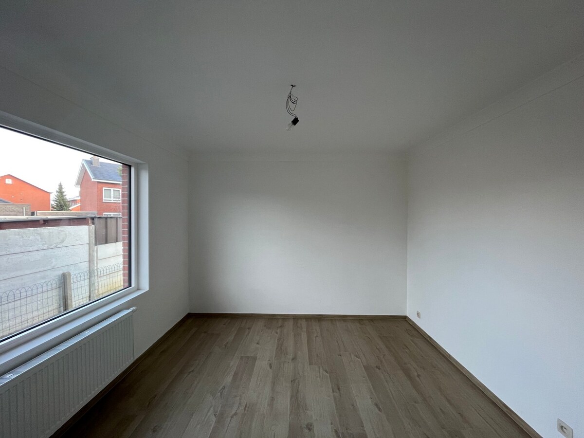 Gerenoveerde Half Open bebouwing 