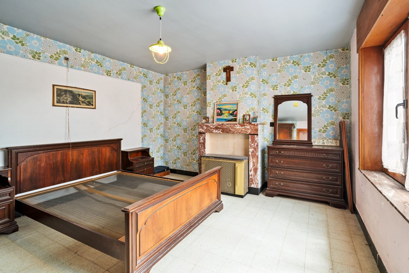 Ruime woning met loods op 882 m² 