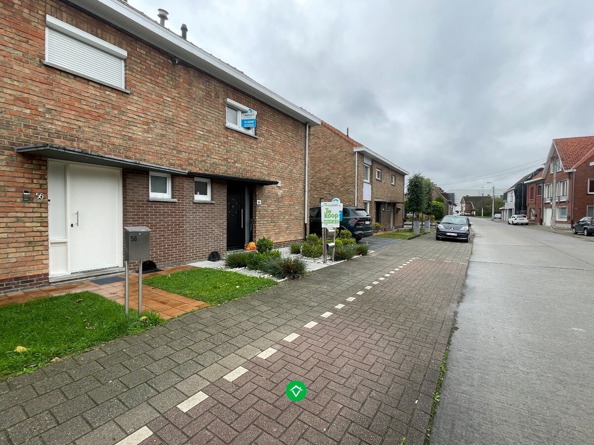 Ruime half-open bebouwing met 4 slaapkamers te Roeselare 