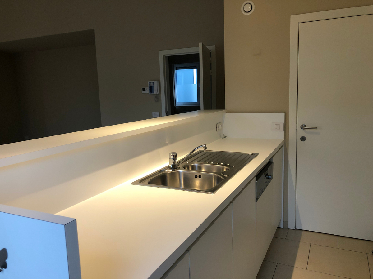 Bijzonder ruim 2-slpk-luxeappartement in centrum De Pinte 