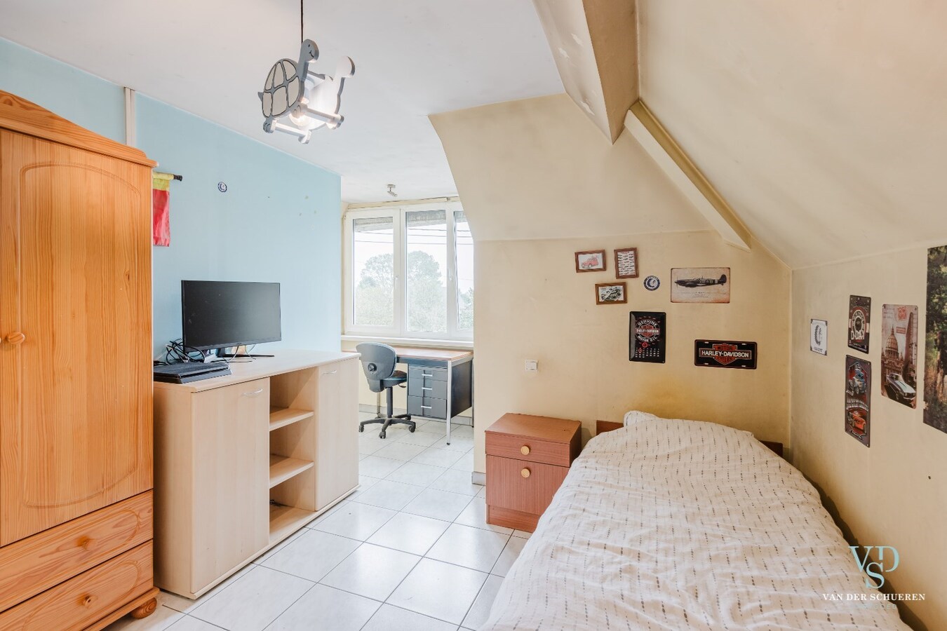 Degelijke, goed gelegen gezinswoning. 