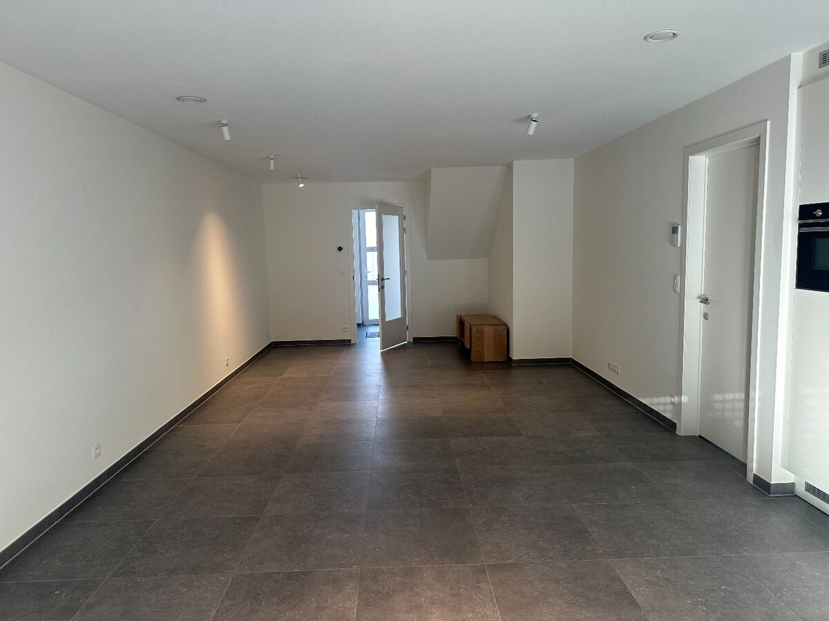 Nieuwbouwwoning met garage te Houthulst 