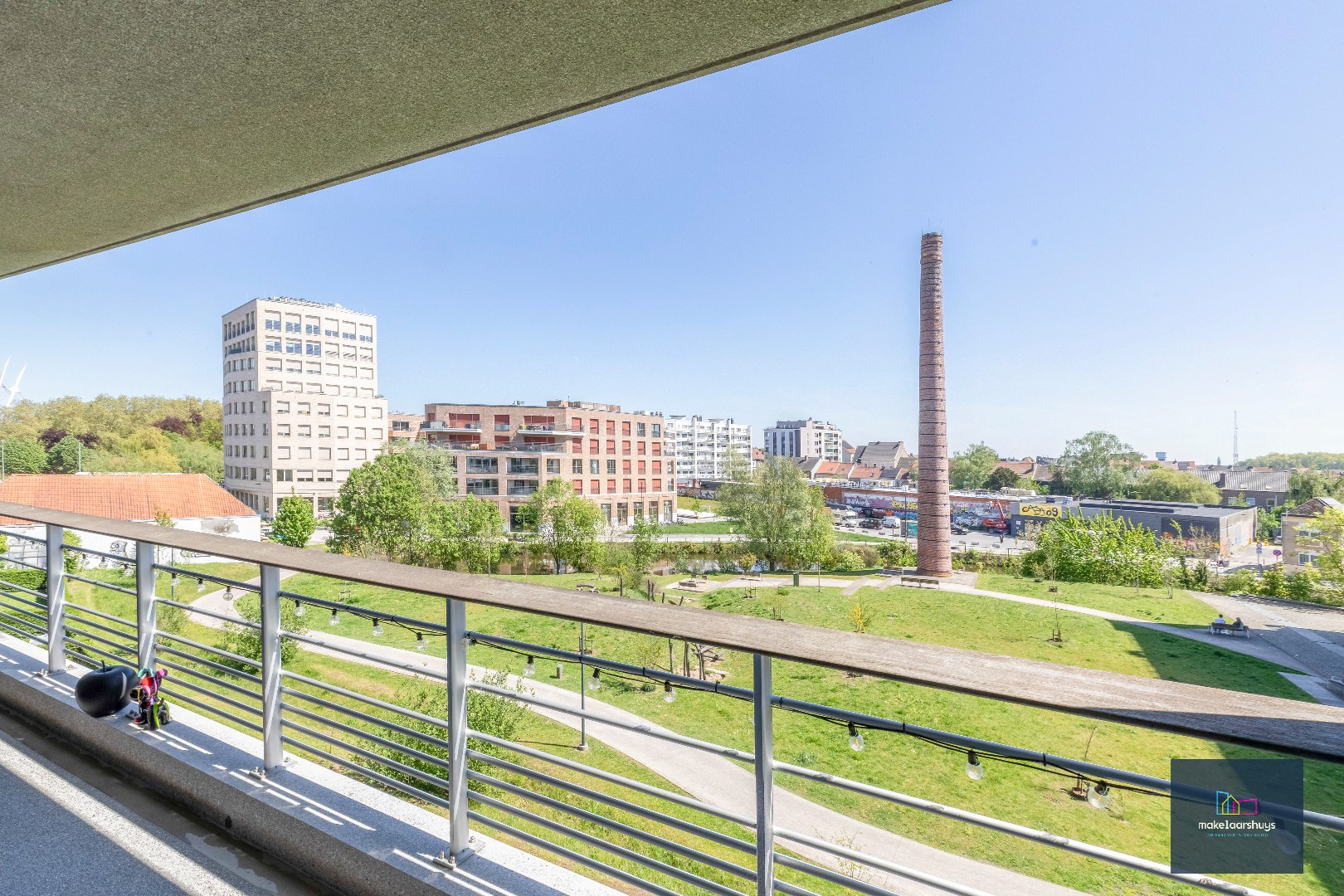 Stijlvol 2 slpk. appartement met ruim terras en staanplaats 