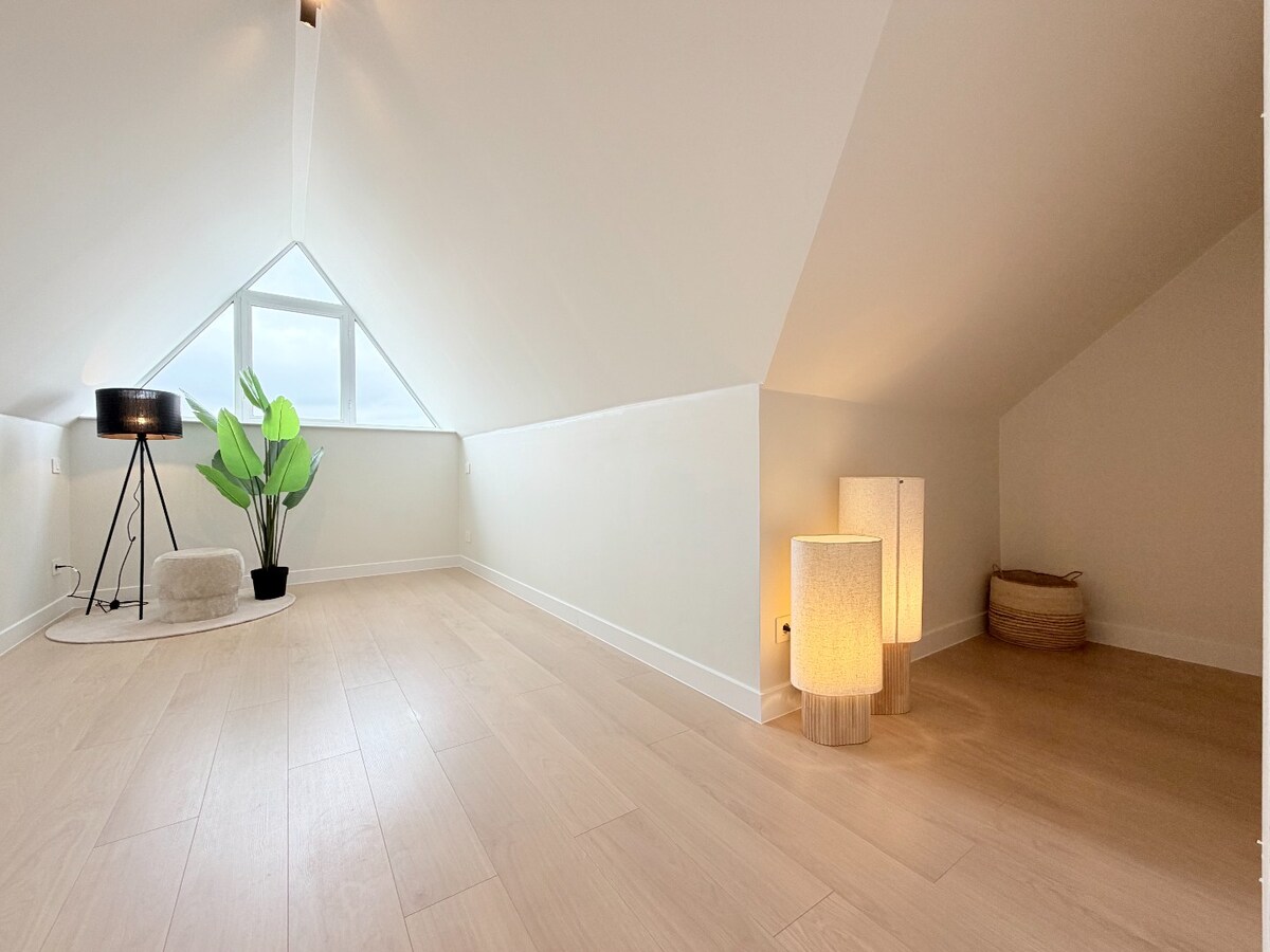 Trendy penthouse te Kortrijk ! EPC B !  **** NONO INSPIRED **** 