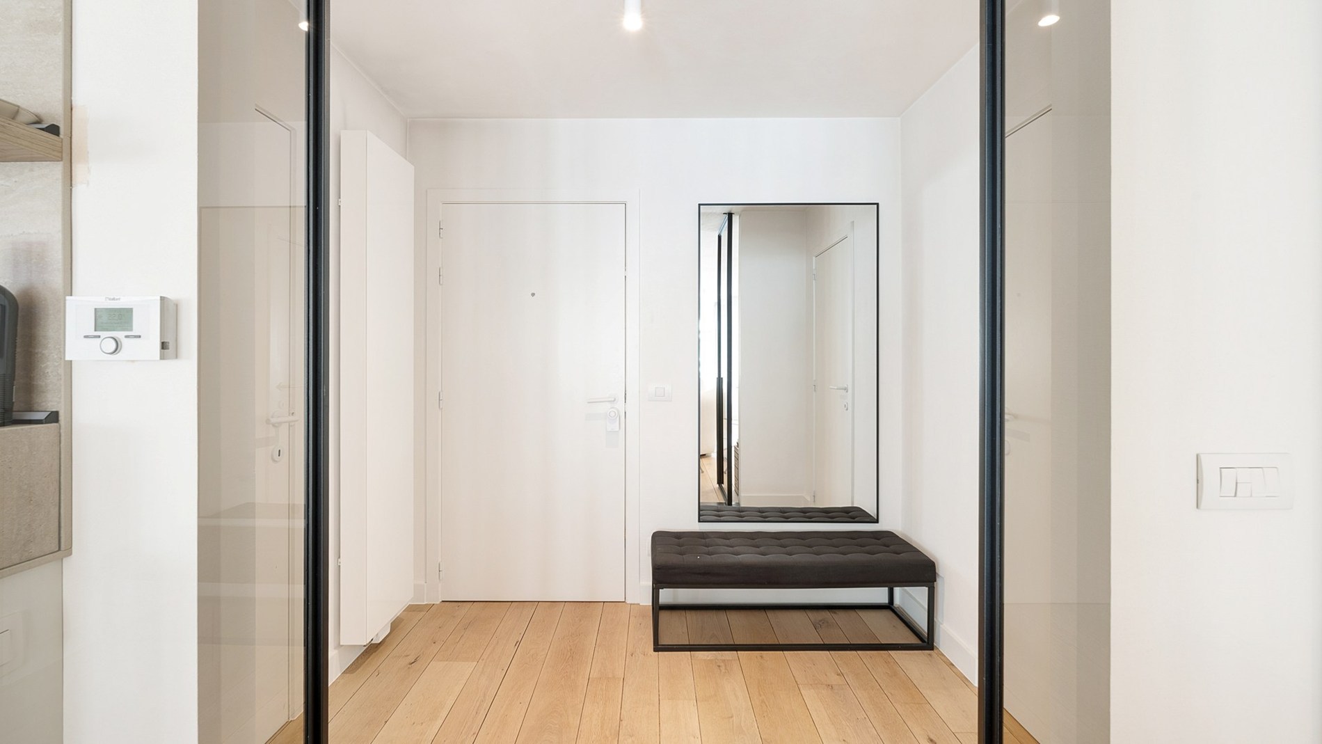 Ruim appartement van 138 m² gelegen op de Jozef Nellenslaan te Knokke en combineert ruimte, lichtinval en comfort. 